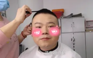 岳云鹏现身《两会夜话》！跟着小编伊伊提前探秘