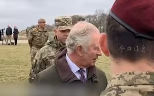 英国国王查尔斯三世现身乌士兵在英训练场地