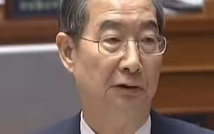 韩国总理称核污染水“能喝”，被批仿佛在扮演日本发言人