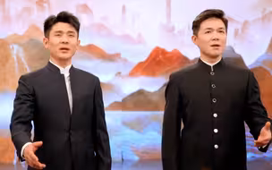 2022国庆特别节目丨《和祖国在一起》演唱：王传越 马佳