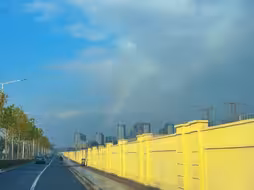 家人们，今天上班路上的彩虹你见到了么？【编导：嵇振华】
