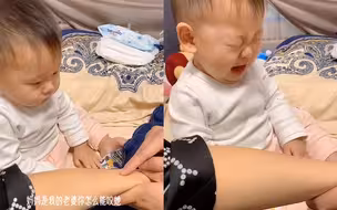 女儿咬了妈妈一口 爸爸在一边看不下去实力护妻：你不能咬我老婆！