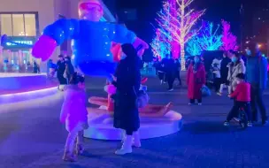梦幻灯光点燃冰雪情缘！第十四届蓝色港湾灯光节来了