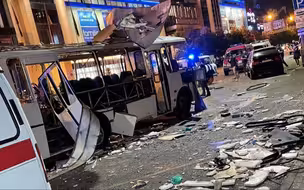 俄罗斯沃罗涅日市中心公交车爆炸，十余人伤亡
