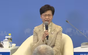 林郑月娥回应深圳卫视直新闻独家提问：大湾区的发展乘风破浪 行稳致远