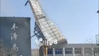 现场！山西晋城部分地区风力达12级，一商场顶棚被掀翻砸向隔壁楼房