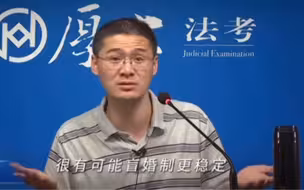 性不是爱，拥抱不是爱，约会不是爱，24小时都聊天也不是爱，爱是某人看到你最糟糕的一面但依然爱着你，爱是某人看到你消极时夸赞你的特质，原来，我一直没被人真的爱过。