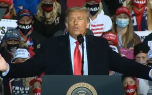 特朗普竞选演讲喊话新冠痊愈患者：祝贺你们终生免疫！