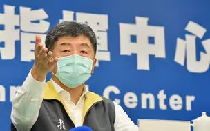 陈时中每逢争议案件都将话语权一把抓，台媒批：犹如“黄袍加身”