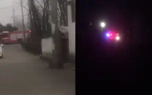 妈妈带着娃在家门口等爸爸 黑暗中驶过的这辆车令人心酸又感动