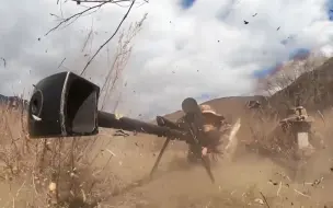 女兵练重狙：就是爽！