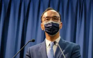 朱立伦正式接任国民党主席，明确表态将重启两岸交流平台