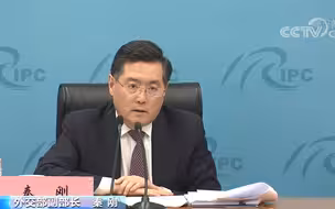 外交部回应“战狼外交” 毫无根据抹黑诋毁中国的是“恶狼”