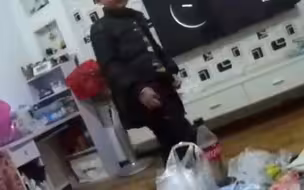 “你爸欠了五千万!”小学生到诈骗电话后立即报警：我爸没有那么多钱
