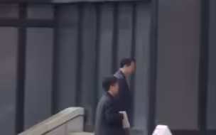 韩国公调处出发执行对尹锡悦的逮捕令