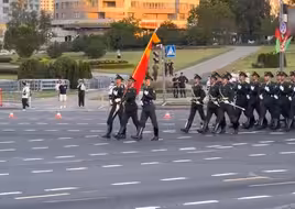 解放军仪仗分队亮相白俄罗斯独立日阅兵彩排