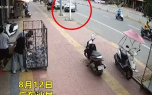 街头一轿车再现