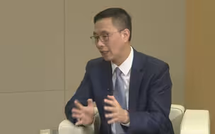 香港教育局局长杨润雄：未来将建立一种方式 体现教育局对香港教育的监管