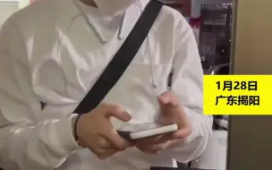 防疫意识满分！弟弟返乡被姐姐拦门外查绿码核酸