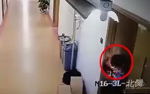 深圳南科大一化学实验室起火，博士后头顶火苗冲出，事故实验室已经封停