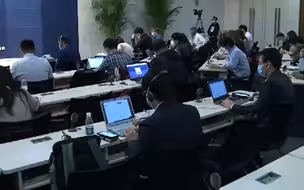 现场!赵立坚细数美国侵犯人权五宗罪：不要对别的国家说三道四!