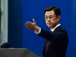 中国公民在刚果（金）因持有金条和大量现金被捕，外交部回应