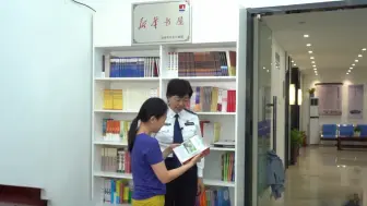 林春兰警务室引进图书角，创新社区警务管理新模式