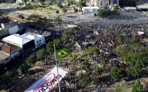 巴西也开始了！反种族歧视、反法西斯、反博索纳罗