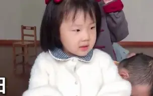 “老师掉河里，先吃糖还是吃山楂？”学生们的回应让老师哭笑不得…