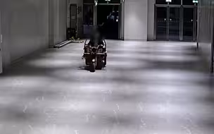 男子先后跑35趟搬空工地仓库 盗走70多万元电缆以4万元变卖