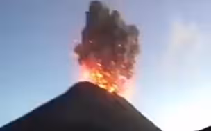 危地马拉火山喷发 25人遇难 近300人受伤