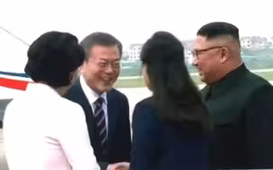 文在寅乘专机前往平壤与金正恩会晤