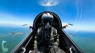 数十名飞行员驾驶歼-16直扑靶场空域，锤炼低空突击突防能力