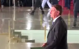 博索纳罗打破沉默 “授权”开启过渡进程 但未承认败选