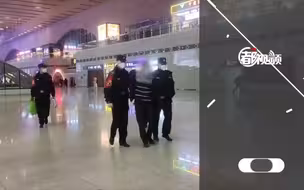 现场｜男子醉酒列车上辱骂推搡乘警，被行政拘留15日！