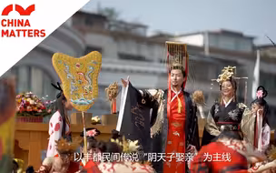 丰都“鬼城”之旅：万人齐观“阴天子娶亲” 各路“神仙”都来了