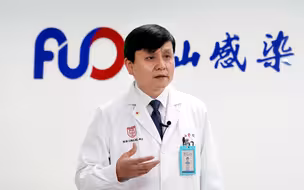张文宏：目前正处于疫情蔓延和疫情防控的博弈阶段