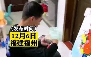 41岁男子失业后重拾儿时梦想在家画画，妻子:支持他用爱好赚钱养家
