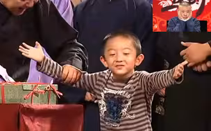 于云霆:你怎么老看着第一排姐姐啊