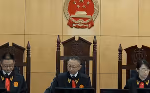 直击现场！江歌母亲诉刘鑫案开庭 刘鑫本人未出庭