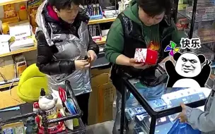 超市老板被小朋友疯狂喊姐姐，老板反应亮了：恨不得把店都送她们
