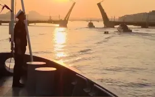 俄罗斯举行海军节阅兵总彩排 将继续更新海军军备