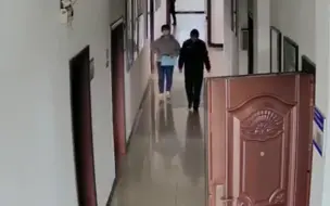 女子一岁时母亲离世不知其容貌 民警户籍中找到照片帮其了却心愿