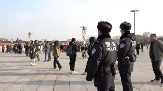 新年第一天天安门游客已超10万