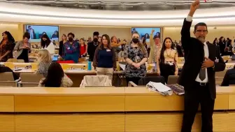 美代表在联合国人权会议发言遭抵制：近140人起立转身 抗议美国对人权缺乏关注