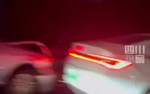 网友高速遇12车追尾，1个半小时的路走了4小时