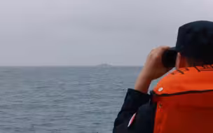 现场跟监视频曝光！东部战区回应美舰过航台湾海峡