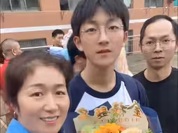 父母都是聋哑人，他以688分考上北大！无声的爱却掷地有声❤️