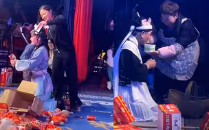 早期直播打赏？！婺剧《讨饭戏》走红，一场戏结束能开个超市