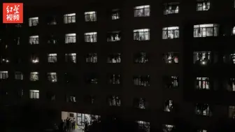 山西大学初筛1例阳性，学生在宿舍楼大合唱为隔离同学加油